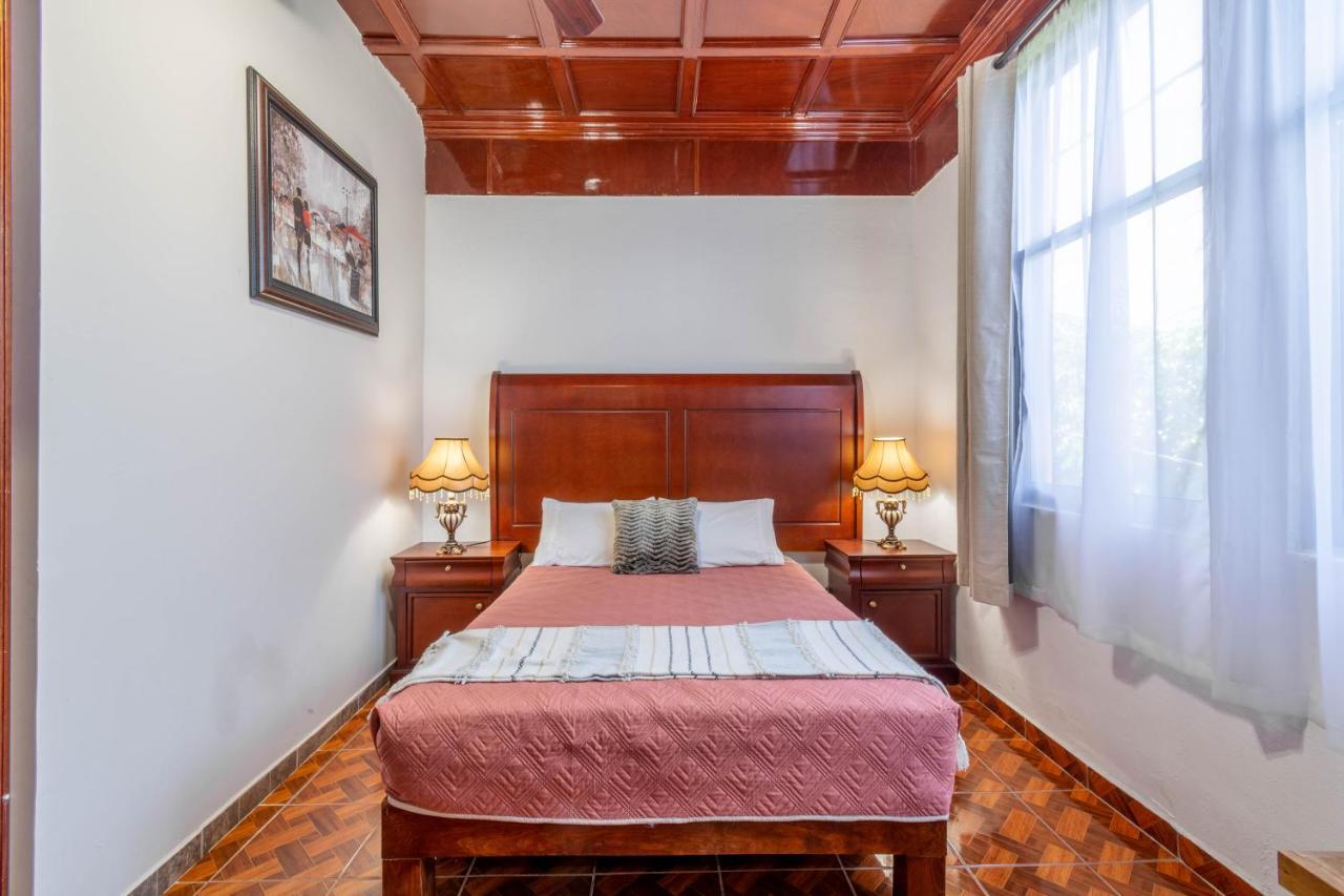 Hosteria Casa Marquez レオン エクステリア 写真