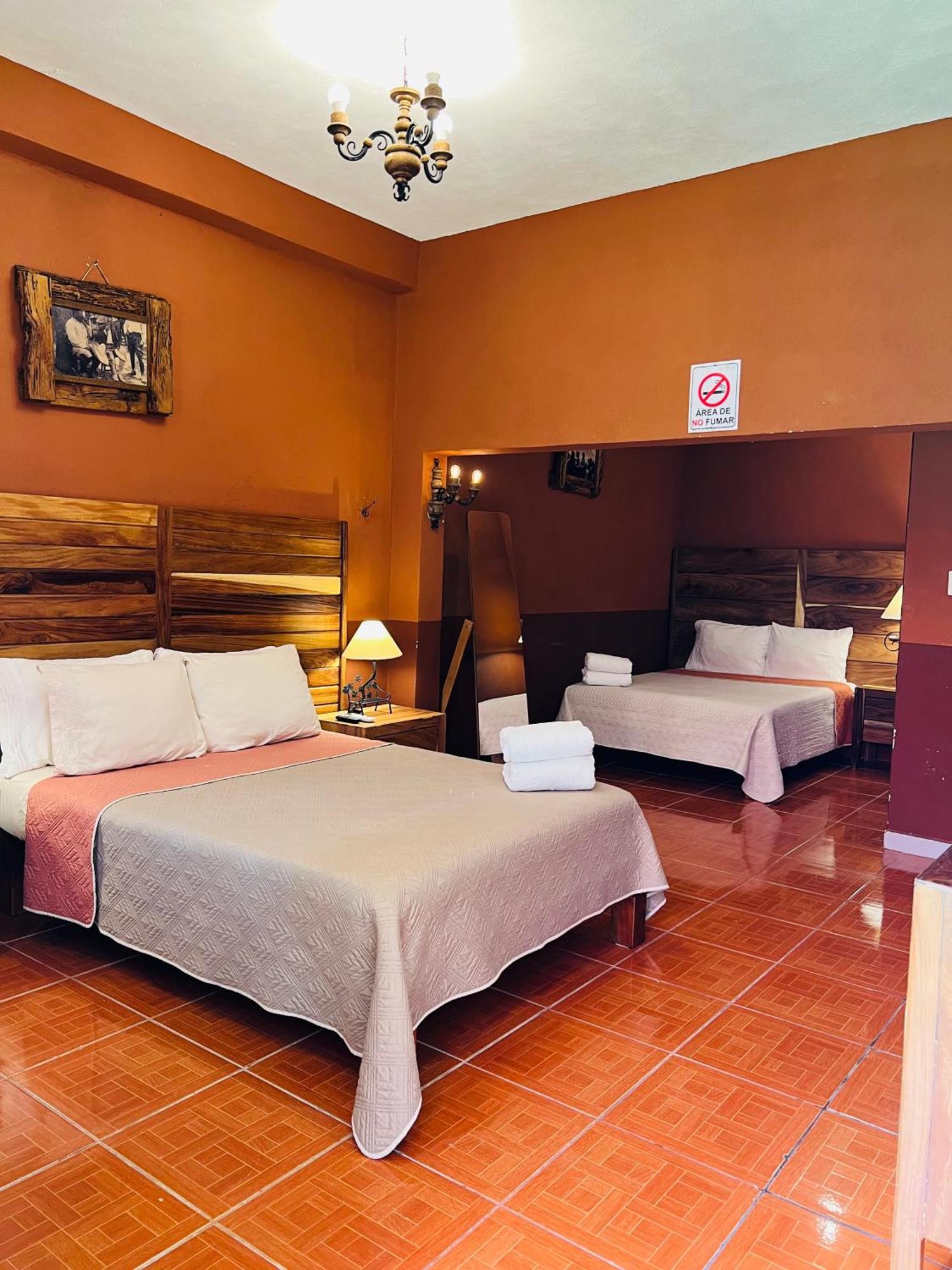 Hosteria Casa Marquez レオン エクステリア 写真
