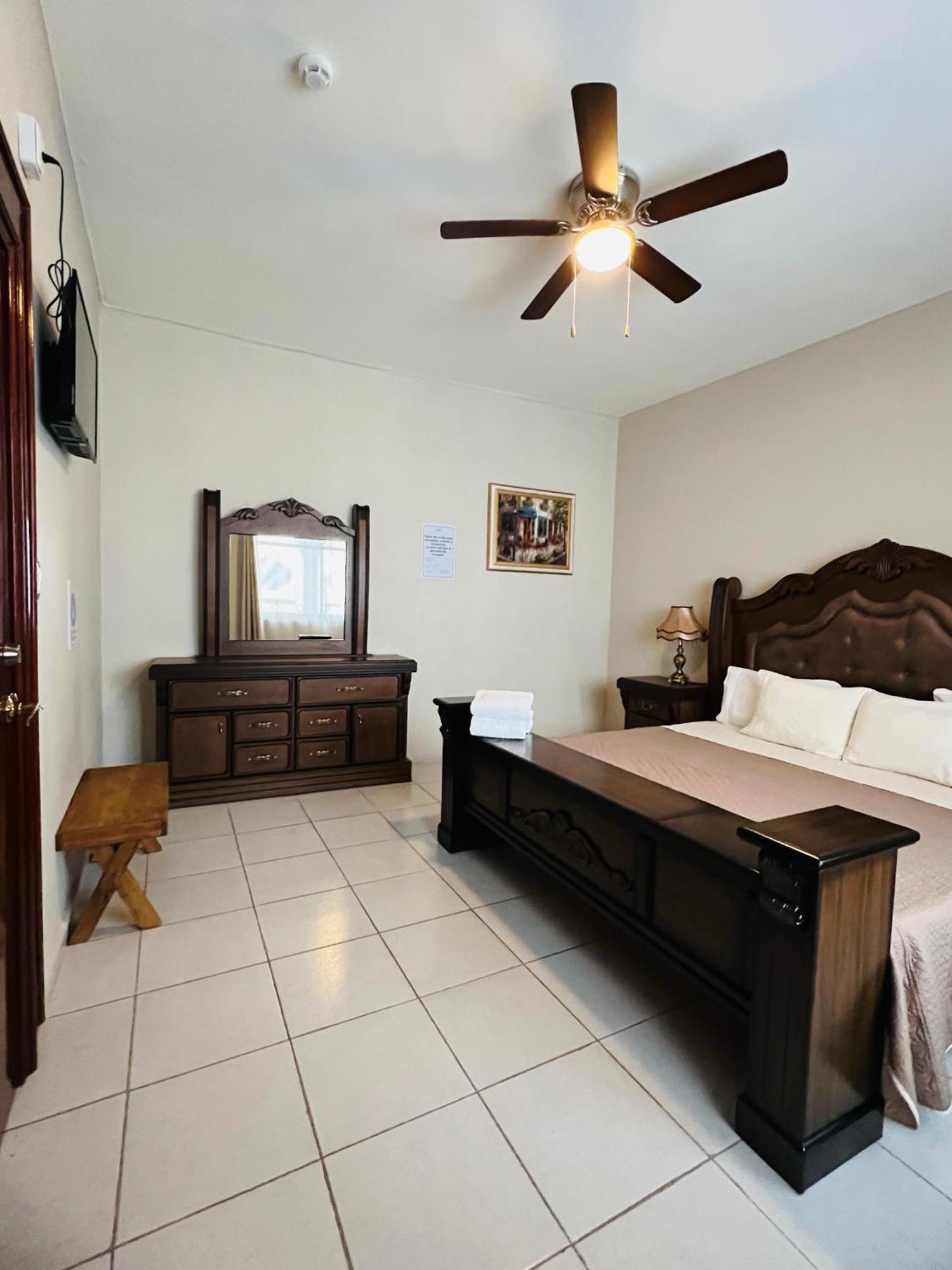Hosteria Casa Marquez レオン エクステリア 写真
